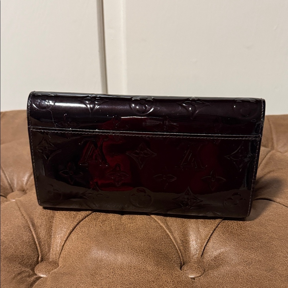 Louis Vuitton Vernis Aubergine wallet 💜💜 - Picture 2 of 12